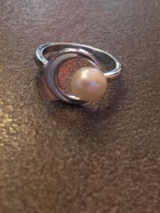 Anello luna e perla regolabile