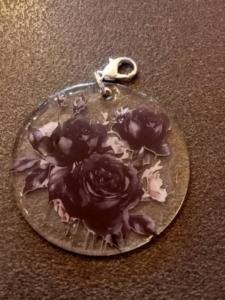Charm gotico rose