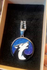 Ciondolo lupo bianco