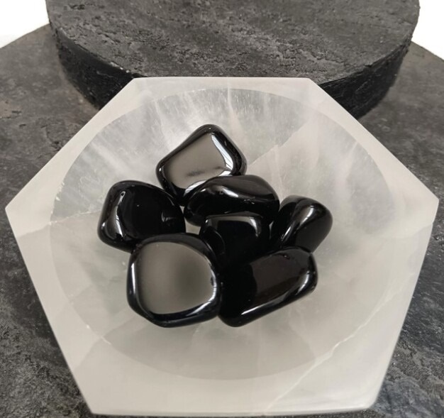 Ciotola selenite  forma esagonale