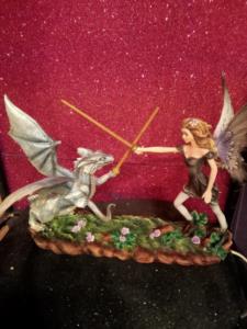 Fata Rita con drago Les Alpes