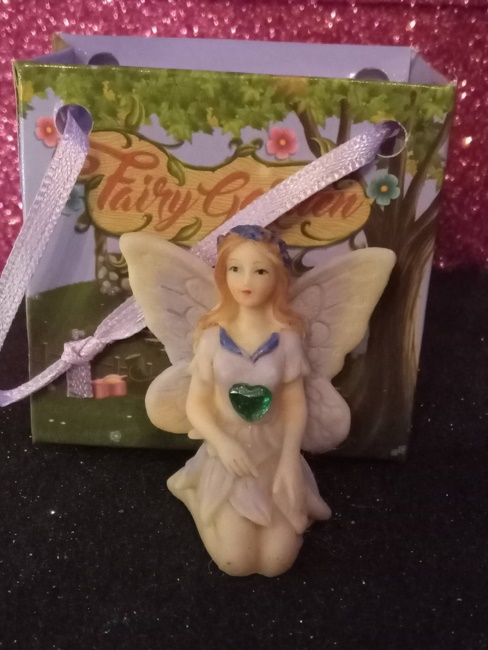 Fatina dei fiori lilla cuore verde