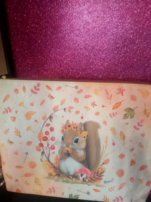 Pochette con scoiattolo