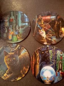 Sottobicchieri con gatti