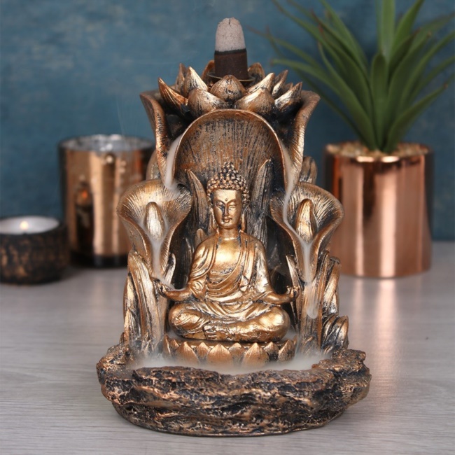 brucia incenso buddha