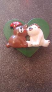 calamita magnete con orsi innamorati