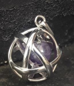 ciondolo genesa ametista