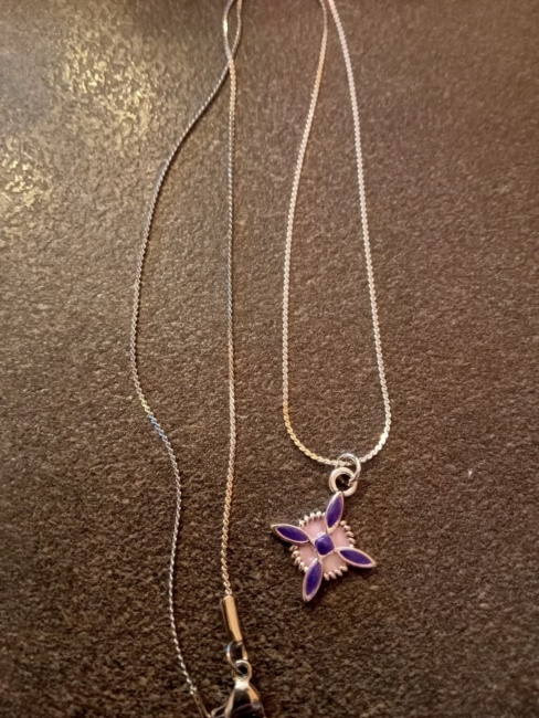 ciondolo nodo della strega 