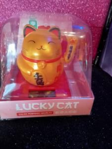 gatto maneki neko portafortuna